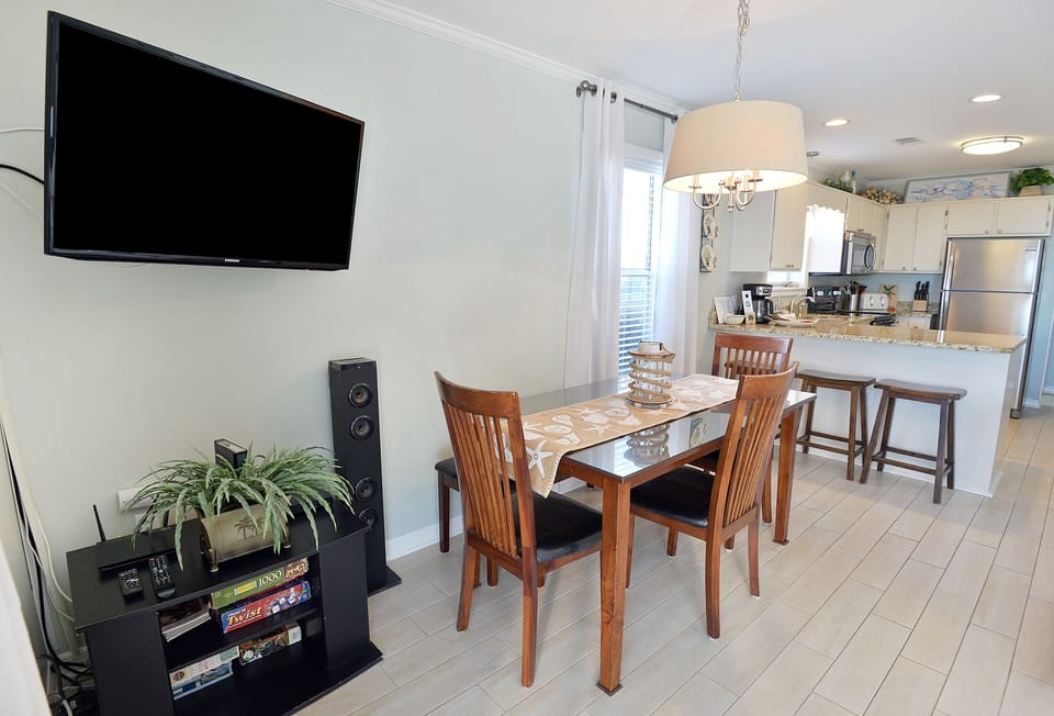 Dining Room with seating for 8