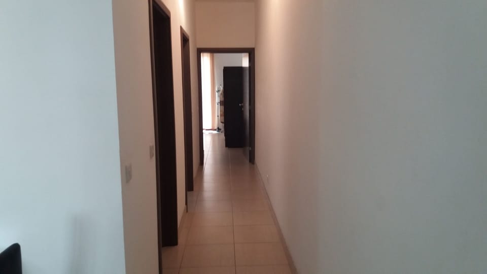Size and layout of apartment