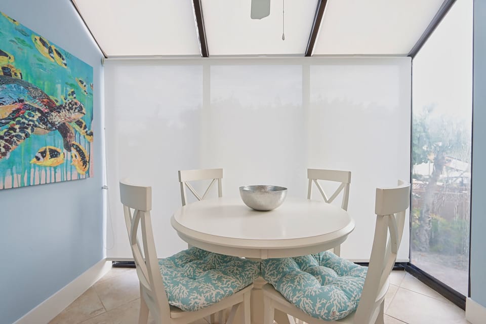 Breakfast Nook