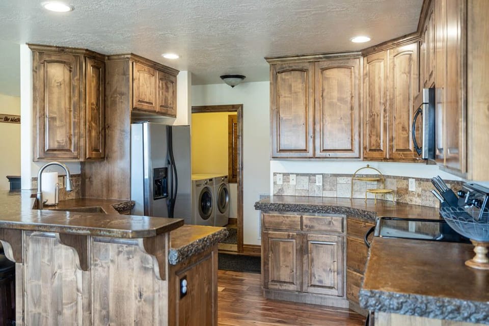 Upstairs Kitchen - fully stocked.
