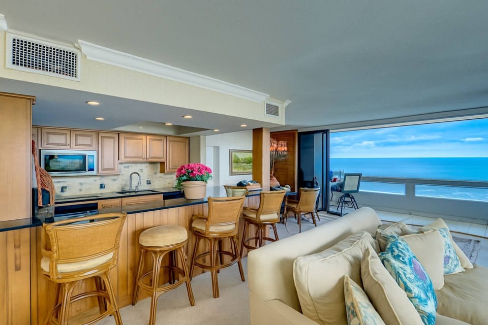 Take a look at the views of the Gulf of Mexico and Siesta Key Beach!!