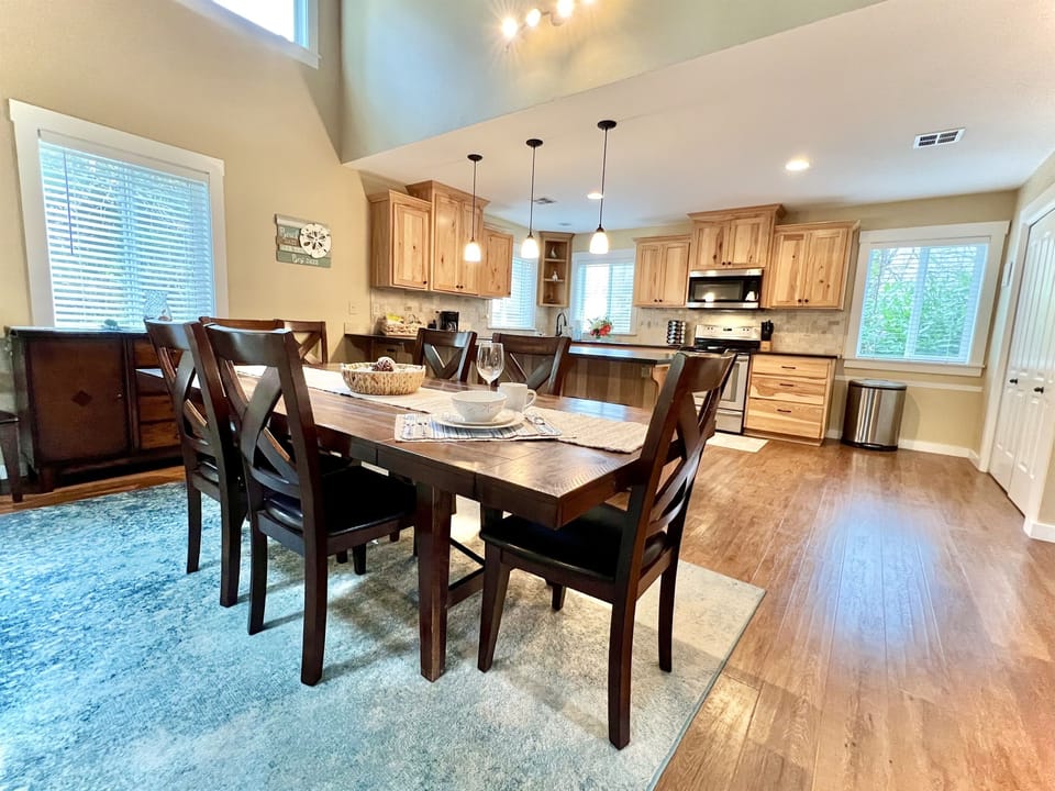 Enjoy large family gatherings!
