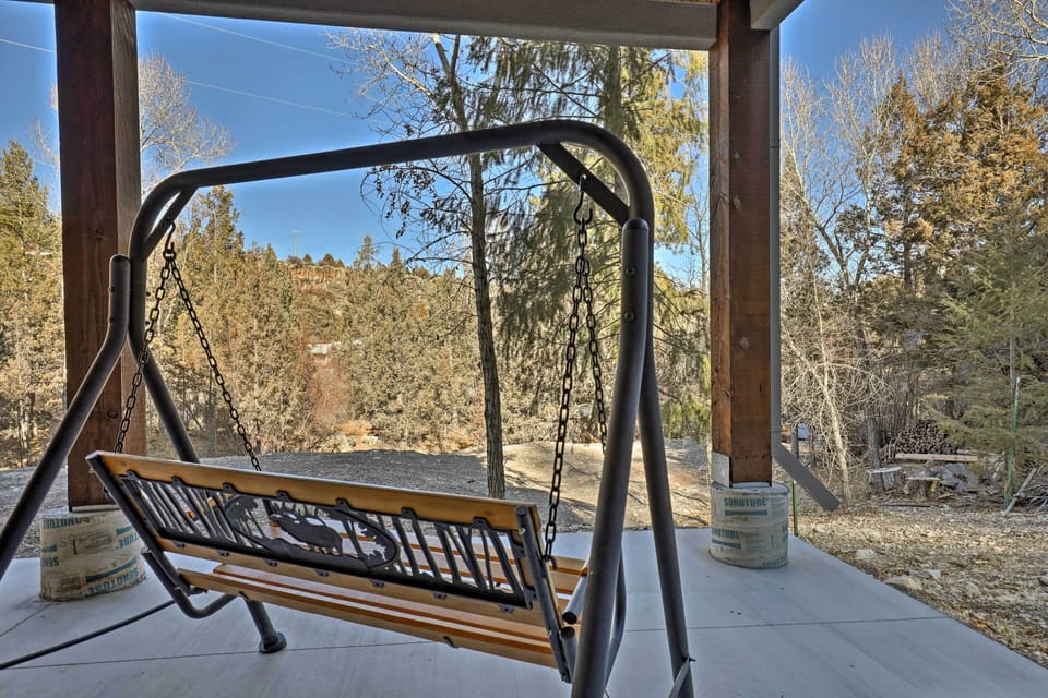 Covered Patio | Gas Grill