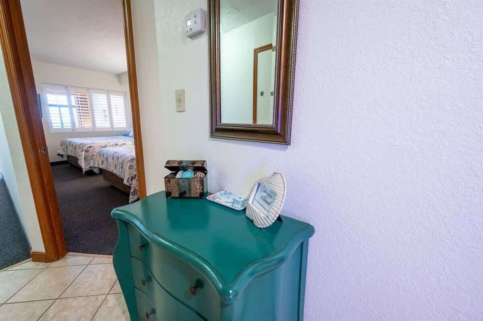 Hallway to bedroom