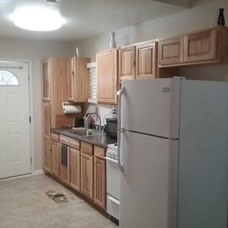 Kitchen complete with everything you need to cook at home