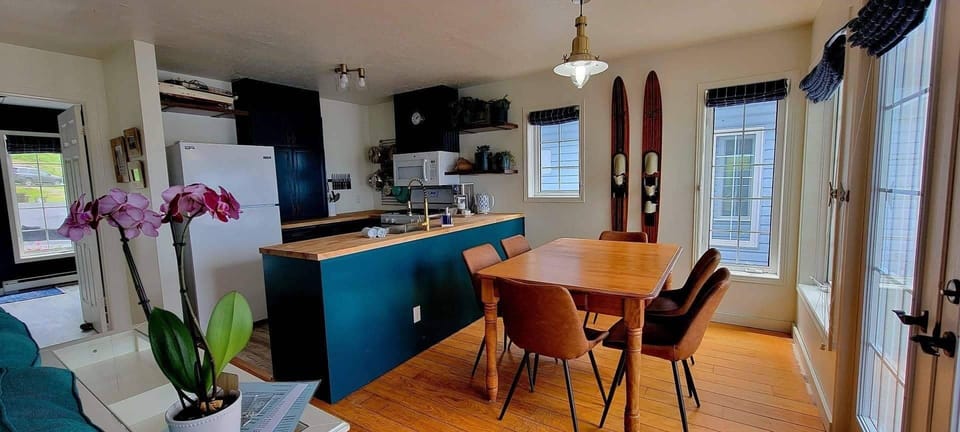 Lighthouse Kitchen Dining Room
