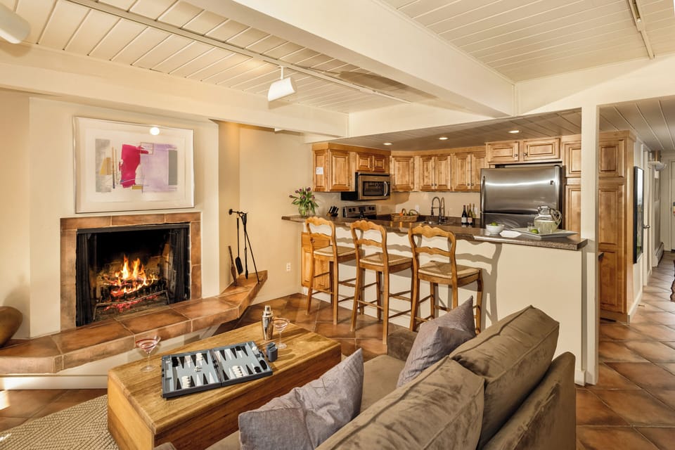 Living Room/Kitchen