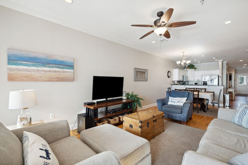 Open Floor Plan- Living Room, Dining Room, Kitchen