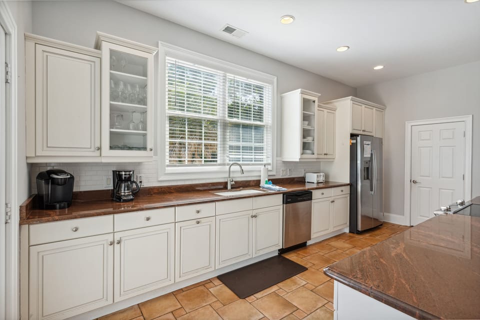 Kitchen - 2nd Floor