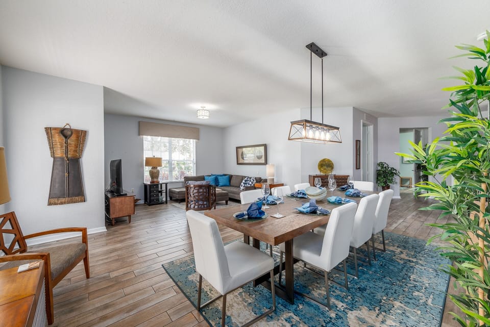 Dining Room, Dining Table, Furniture, Indoors, Table