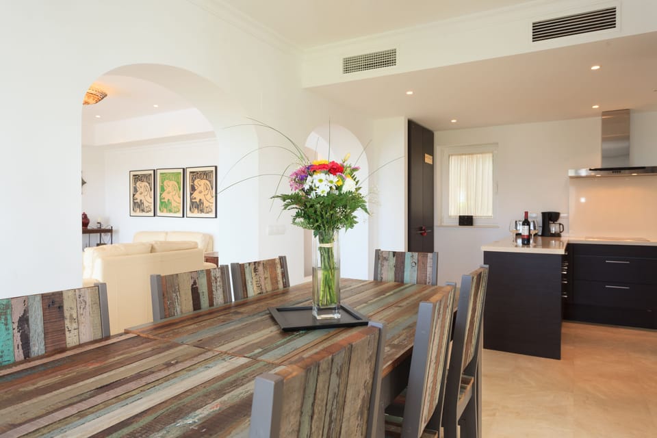 Dining space area