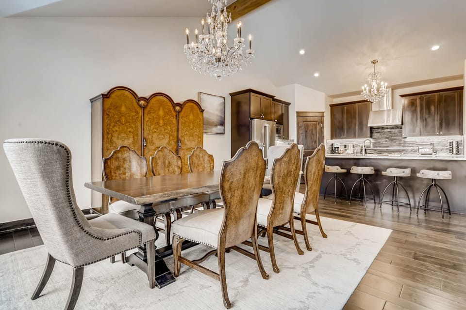 Chair, Furniture, Room, Indoors, Dining Room
