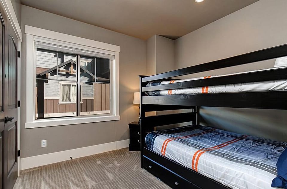 Parks Edge 13623 Bedroom 3
