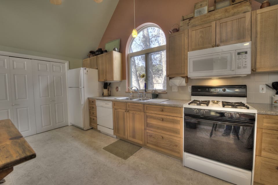 We leave you a FULL kitchen- spread out and cook - spices included 