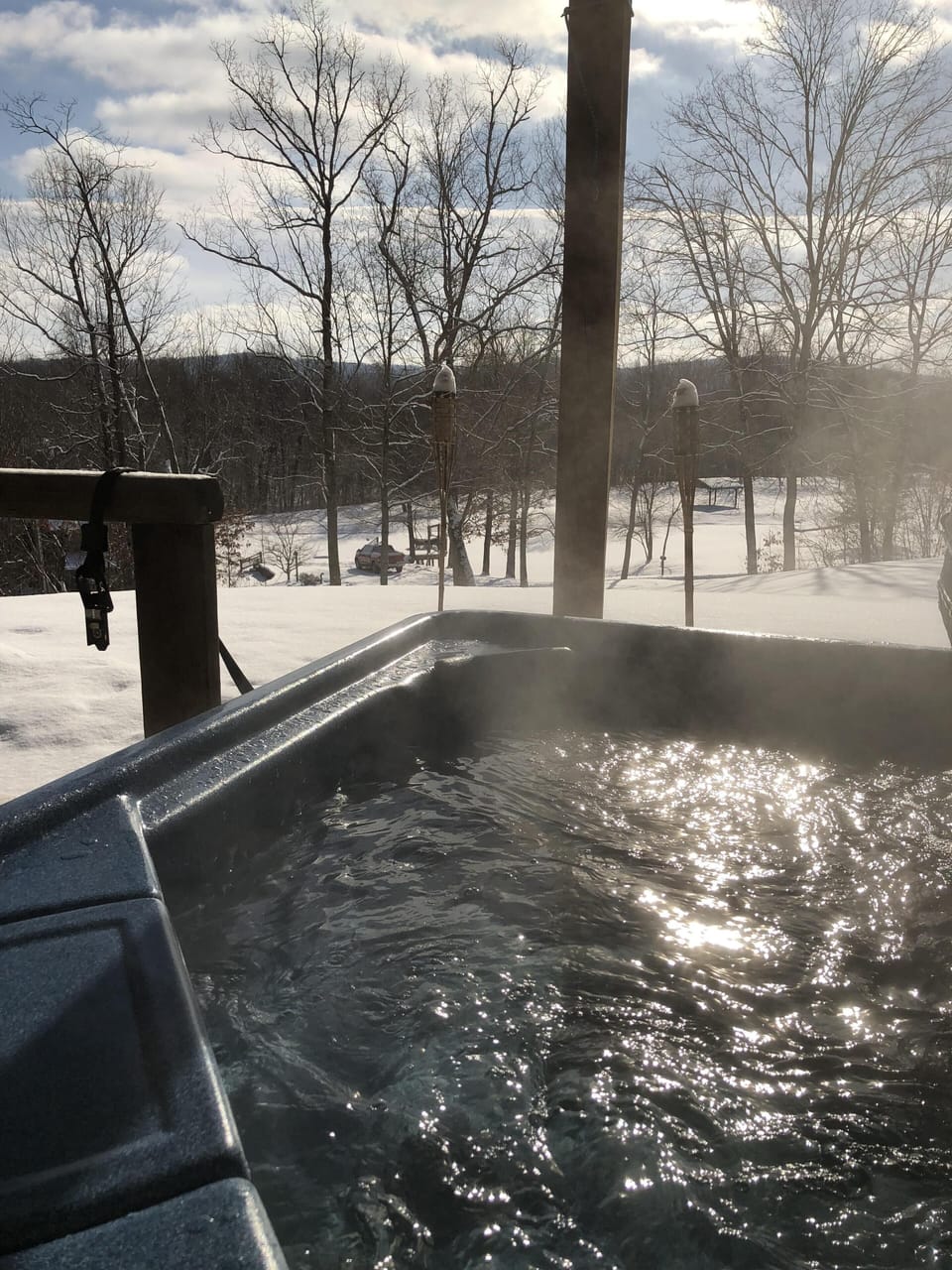 Outdoor spa tub
