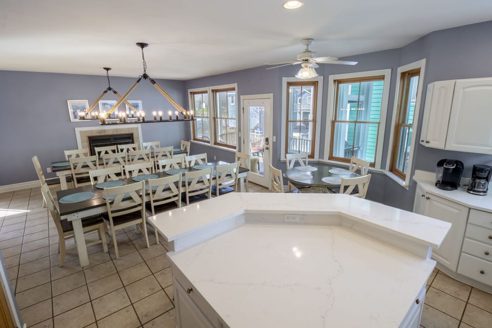 Main Level | Dining Room | Kitchen