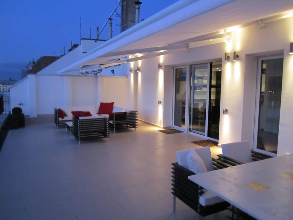 terrace with sunroof
