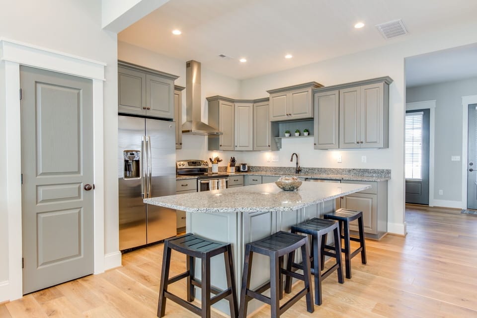 Kitchen with Large Island and Stools