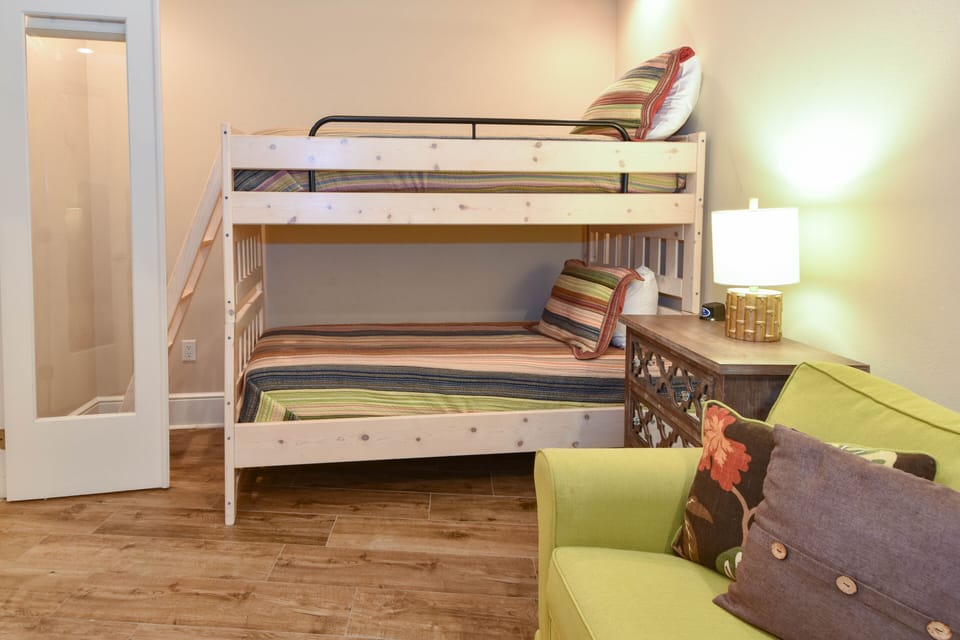 Bella Riva 109 - Guest Bedroom with Twin-Over-Twin Bunk Bed