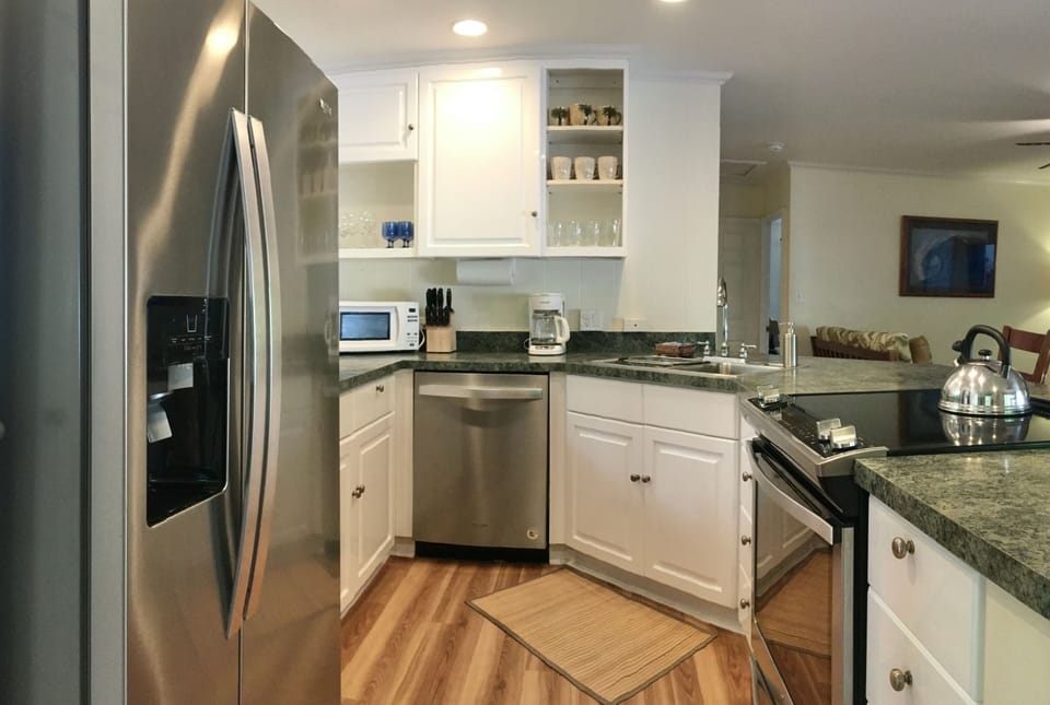 New matching stainless steel kitchen appliances!