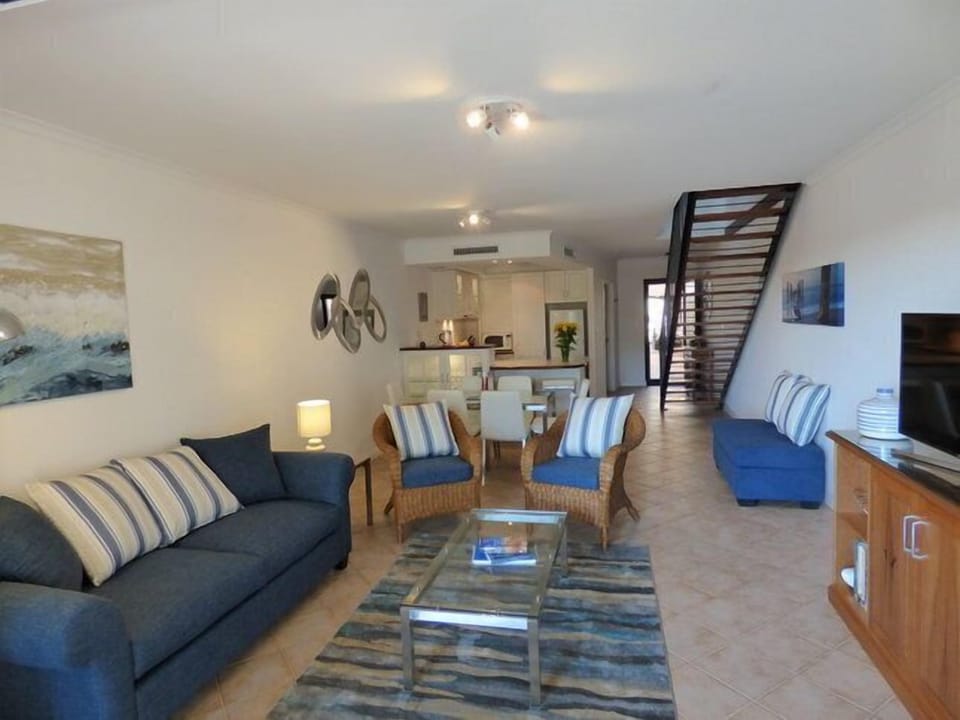 Lounge area