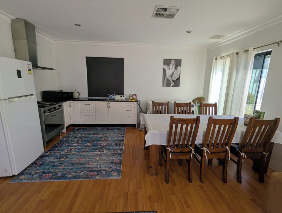 Kitchen and Dining area overview 



