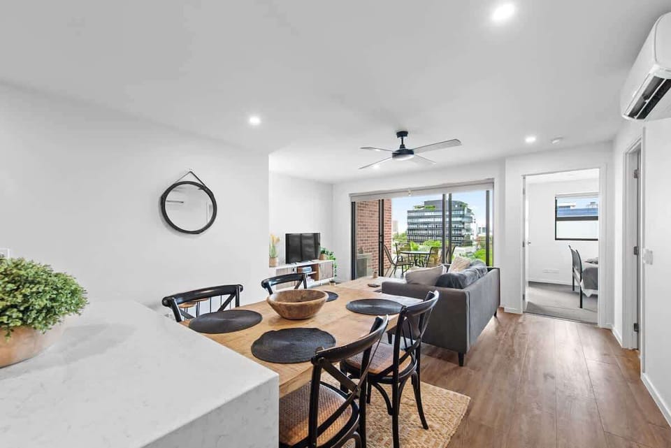 Spacious open plan...