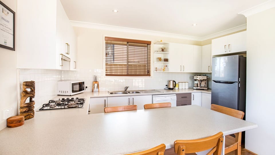 Fully equipped kitchen with Dual boiler espresso machine