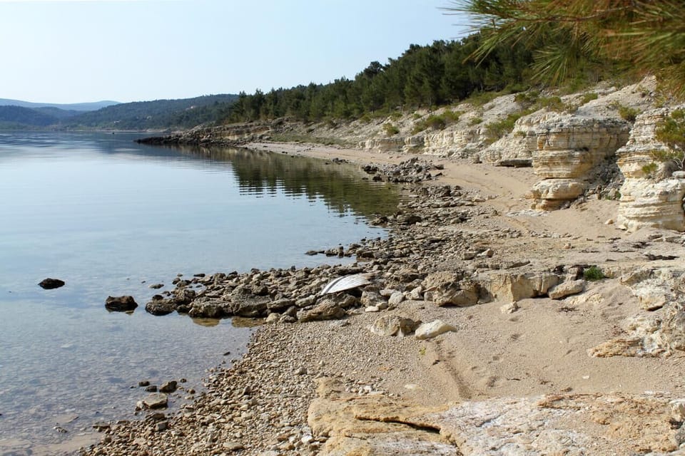 Nearby beaches