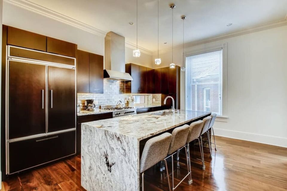 Modern Kitchen seats four guests