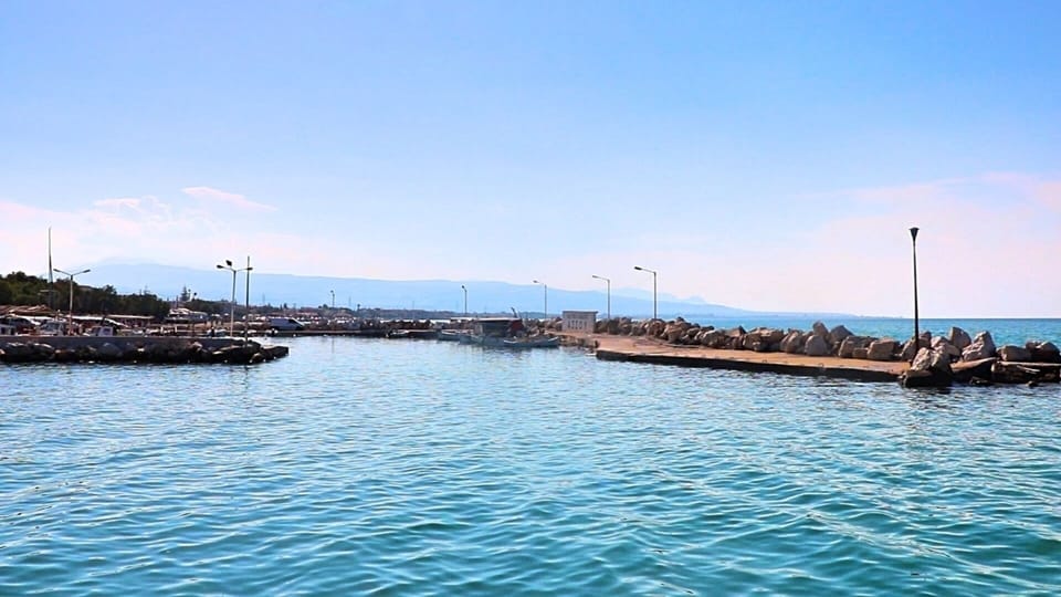 The port
5' minutes away from the property