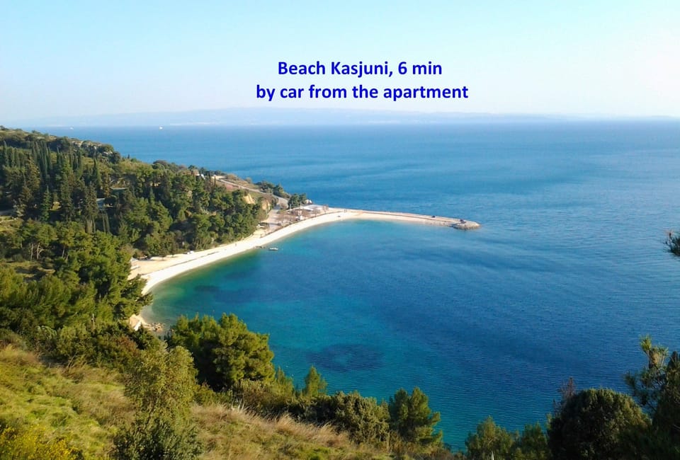Beach Kasjuni, 6 min by car from the apartment
