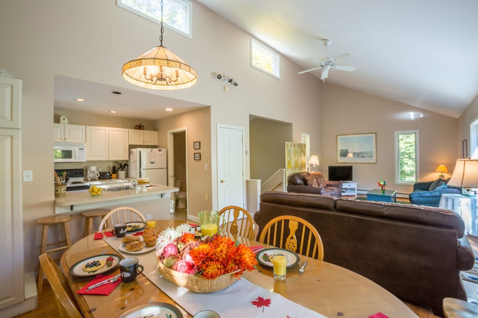 Open concept upper level