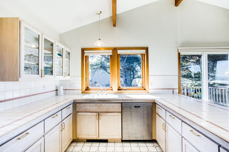You'll love cooking in this bright kitchen.