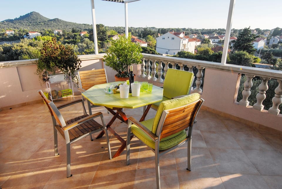 Terrace 1