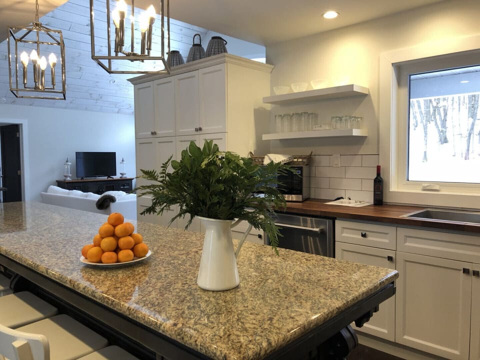 Lots of storage in this well outfitted large kitchen, Drip style coffee maker and newly added Nespresso machine for making your favorite Espresso or froth milk based coffees