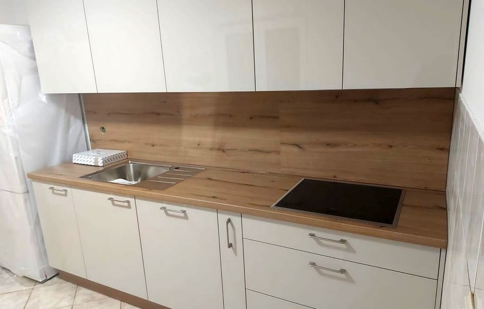 Kitchen 2