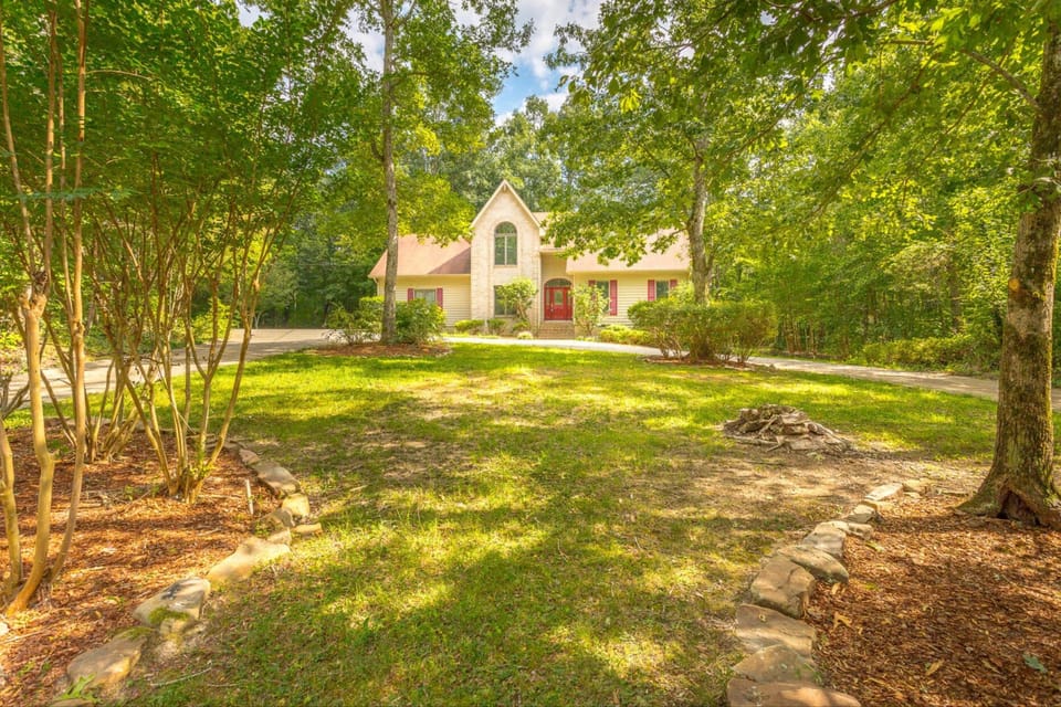 3 flat acres . Concrete ,easy semicircular parking . Beautiful yard.