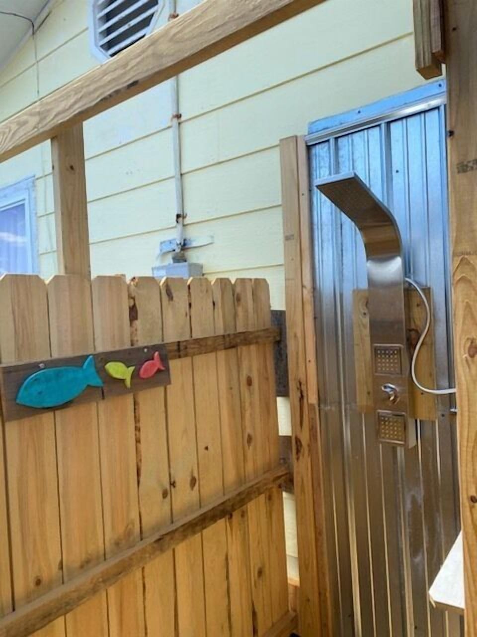 Rain shower spray faucet. 
