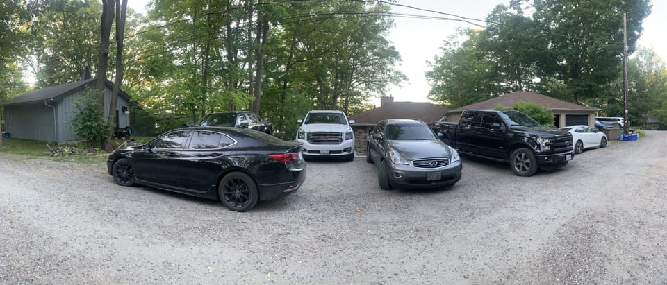 Parking for 6 vehicles