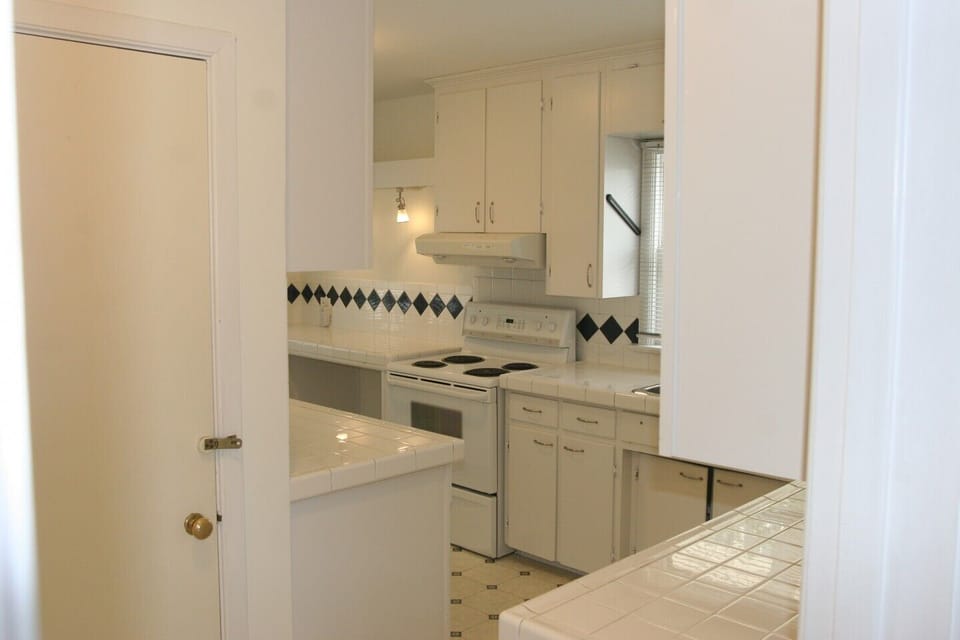 Modern kitchen area