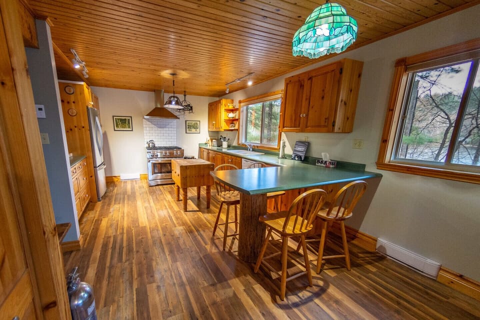 Kitchen with lots of space
