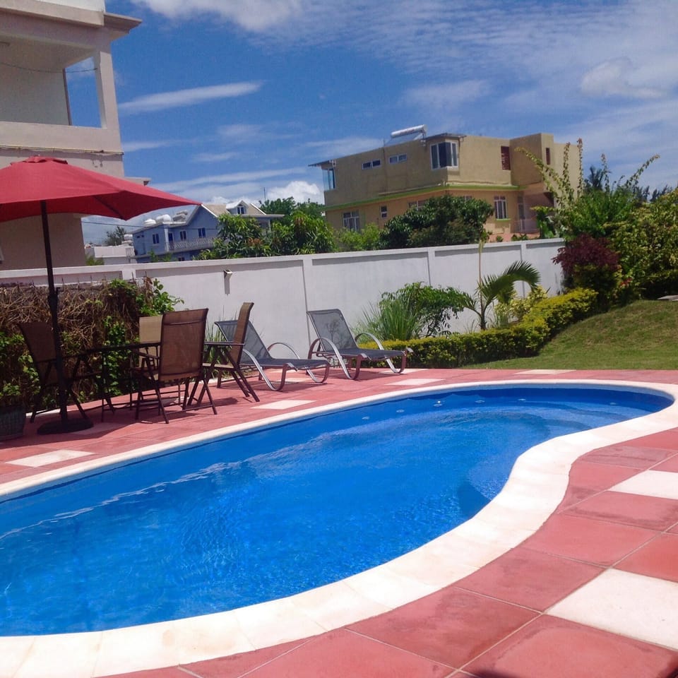 Swimming pool and relaxation area