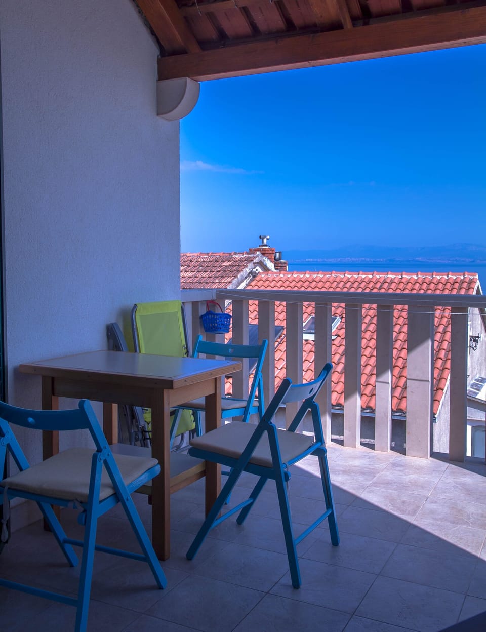 Terrace with a view to the glistering Adriatic