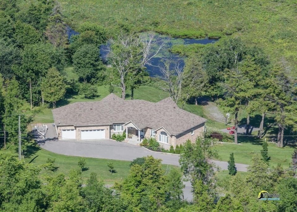Aerial View -215ft of Shoreline