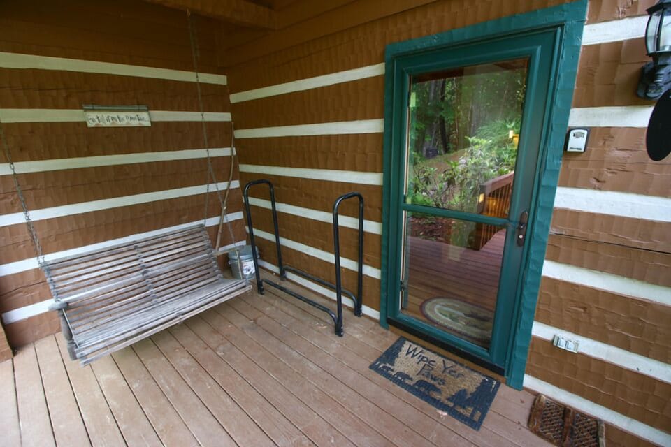 Grandfather View Cabin Front Entrance with Porch Swing
