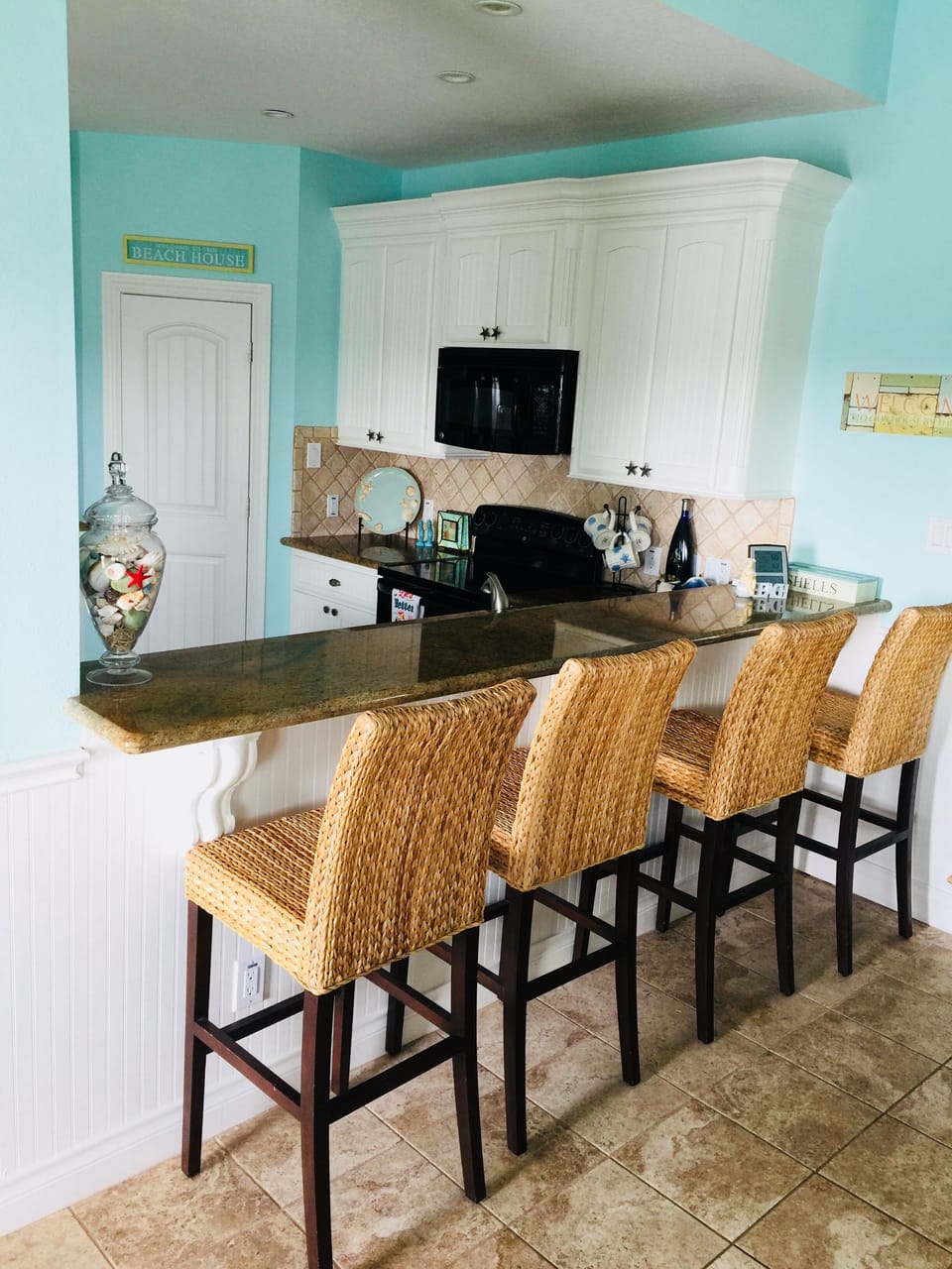 Breakfast bar