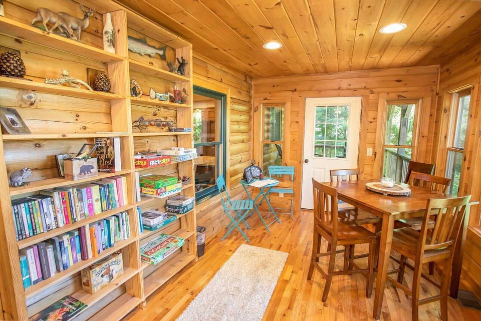 Indoor Porch with Additional Dining Space