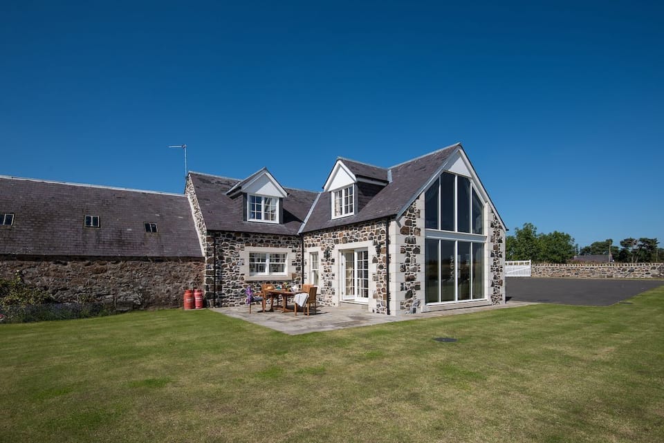 Mill Dowrie - front aspect