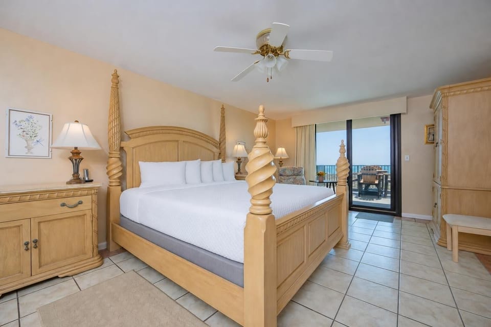 Savor peaceful mornings in the king master suite, while the coastal vibe envelops you